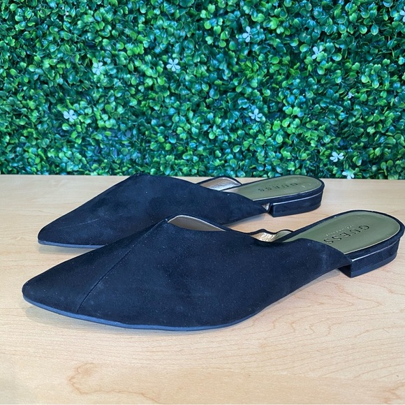 1-045 Guess Mules - Picture 2 of 12